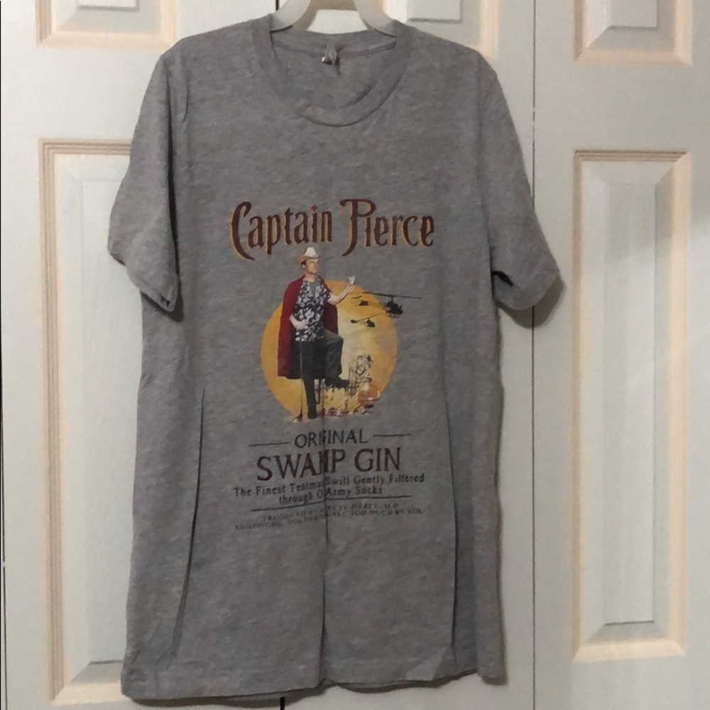 Captain Pierce Swamp Gin tee